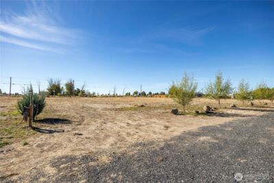7814 Rd NE D.7 , Moses Lake, WA 98837 - Photo 4