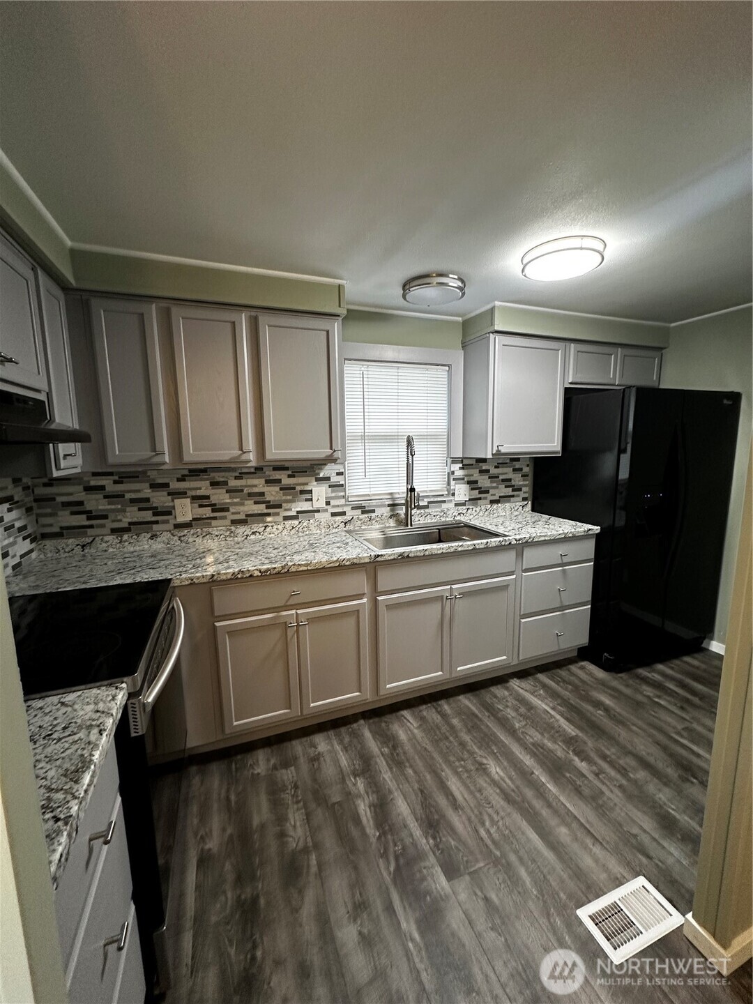 3131 W Wapato Drive #53, Moses Lake, WA 98837