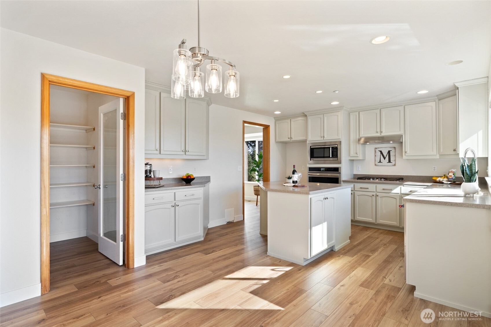 2255 Aviator Lane , Oak Harbor, WA 98277