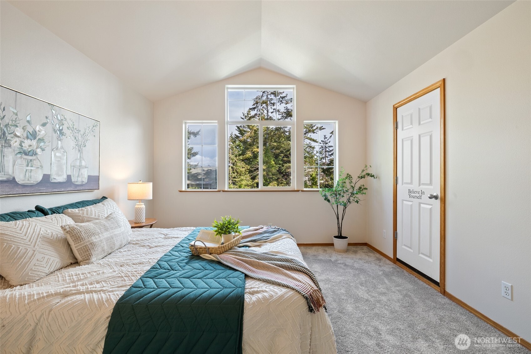 2255 Aviator Lane , Oak Harbor, WA 98277