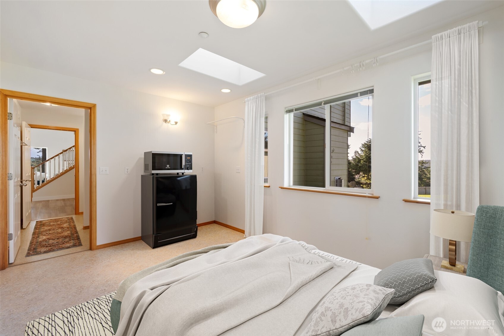 2255 Aviator Lane , Oak Harbor, WA 98277