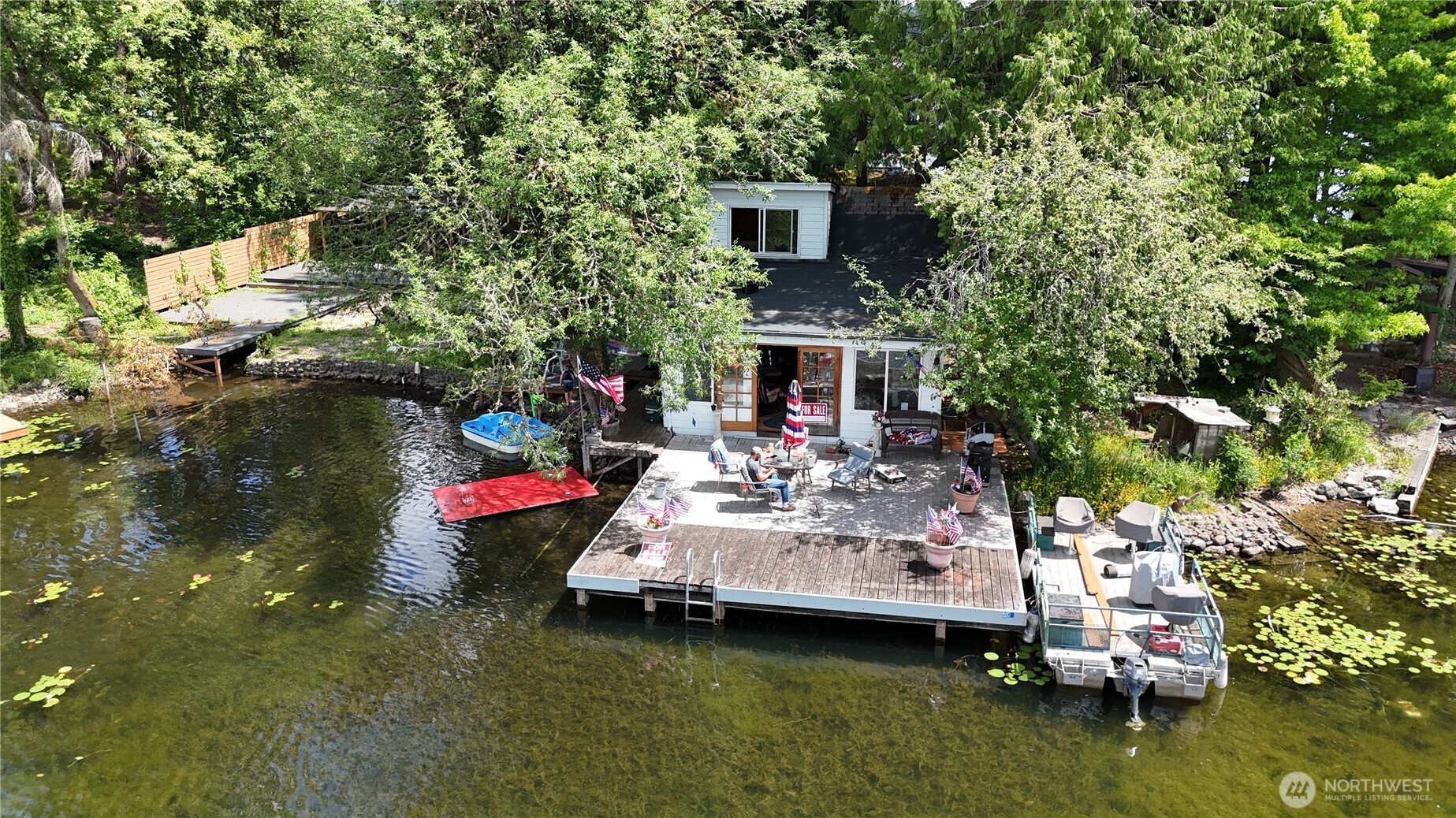 1111 Lake Sawyer Island , Black Diamond, WA 98010