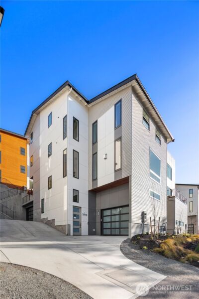 5248 23rd Avenue SW, Seattle, WA 98106 - Photo 1