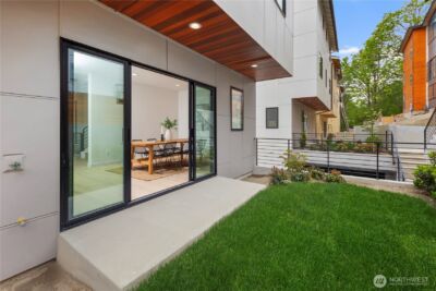 5248 23rd Avenue SW, Seattle, WA 98106 - Photo 12