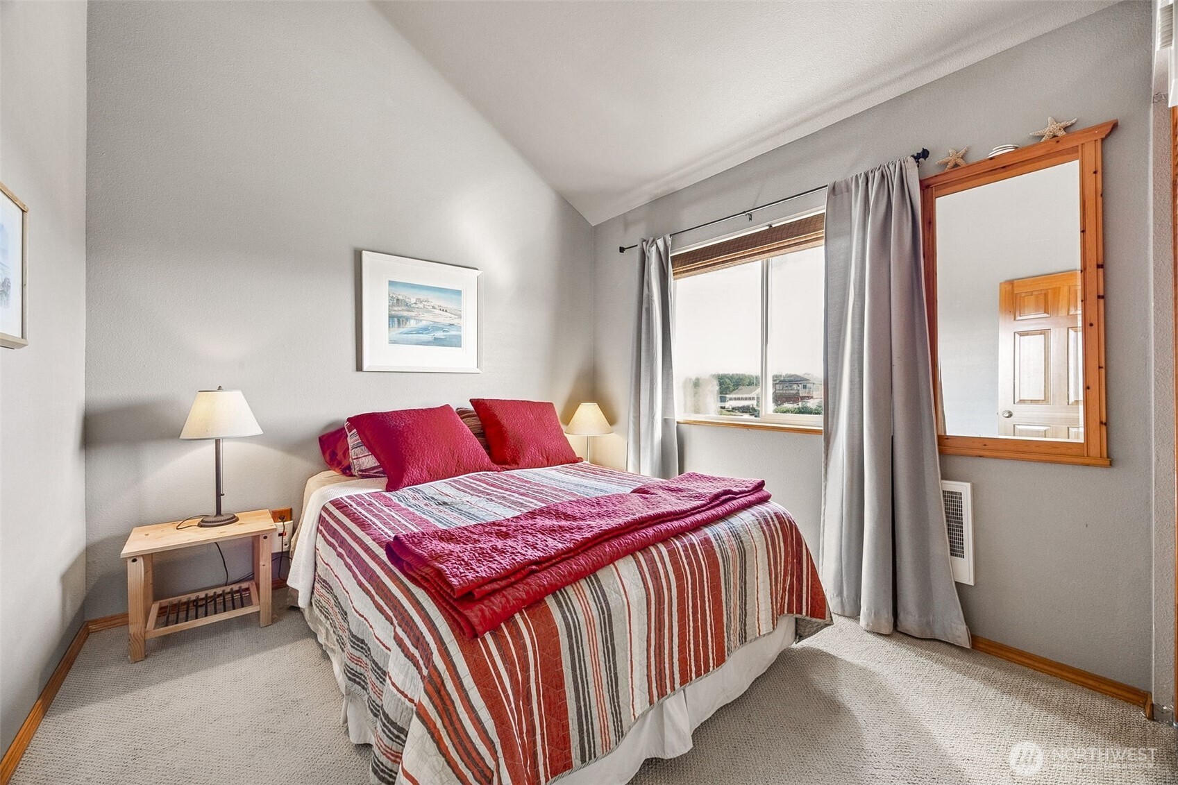 898 S Sand Dune Avenue SW, Ocean Shores, WA 98569