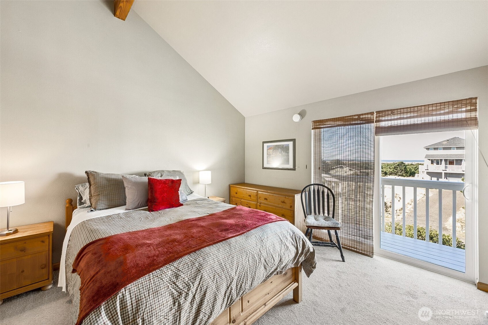 898 S Sand Dune Avenue SW, Ocean Shores, WA 98569