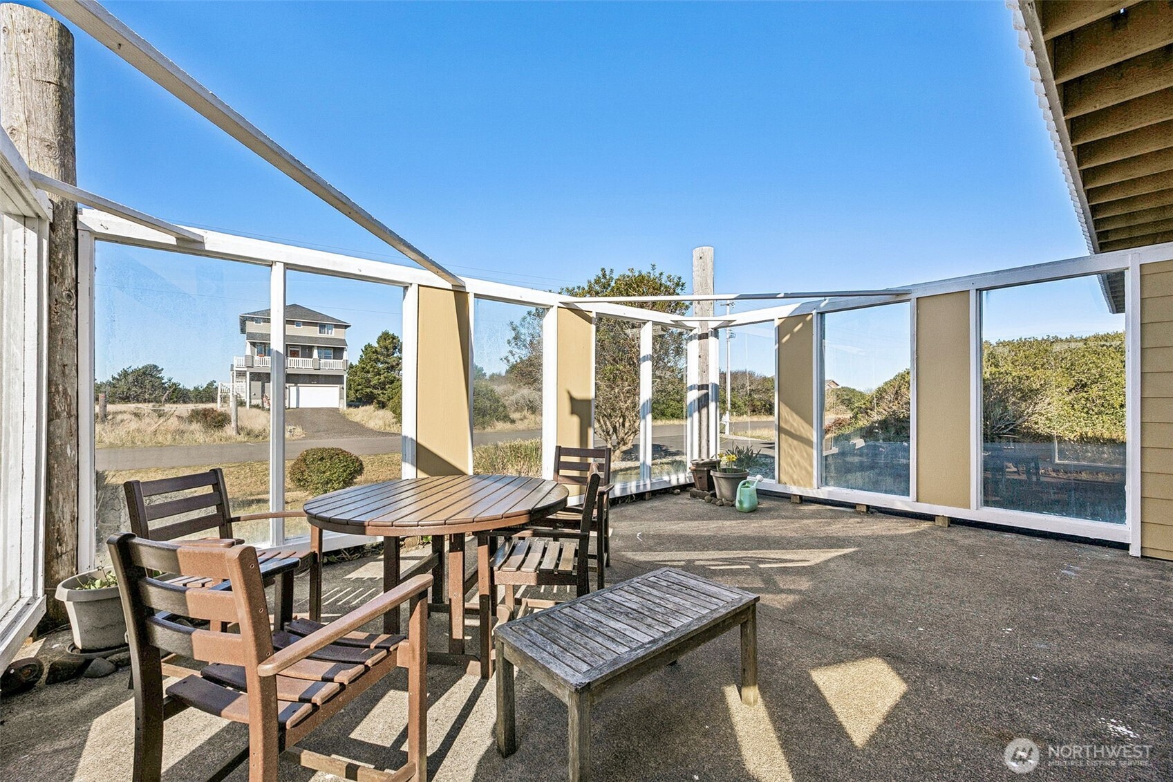 898 S Sand Dune Avenue SW, Ocean Shores, WA 98569