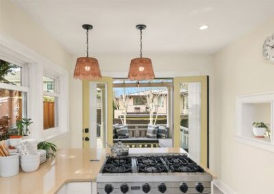 2407 11th Avenue E, Seattle, WA 98102 - Photo 13