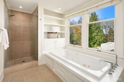 2407 11th Avenue E, Seattle, WA 98102 - Photo 24