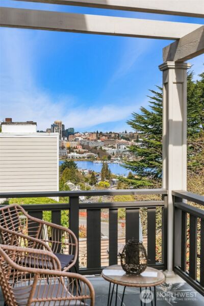 2407 11th Avenue E, Seattle, WA 98102 - Photo 40