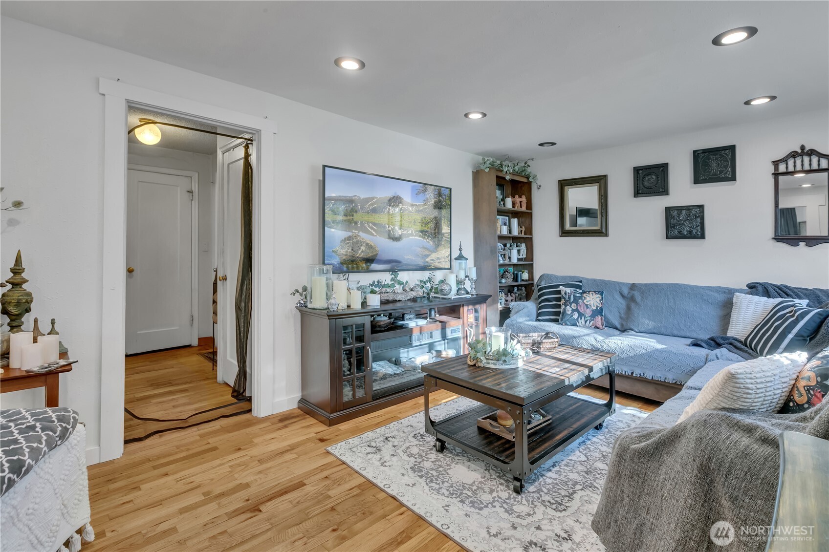 503 E 91st Street , Tacoma, WA 98445