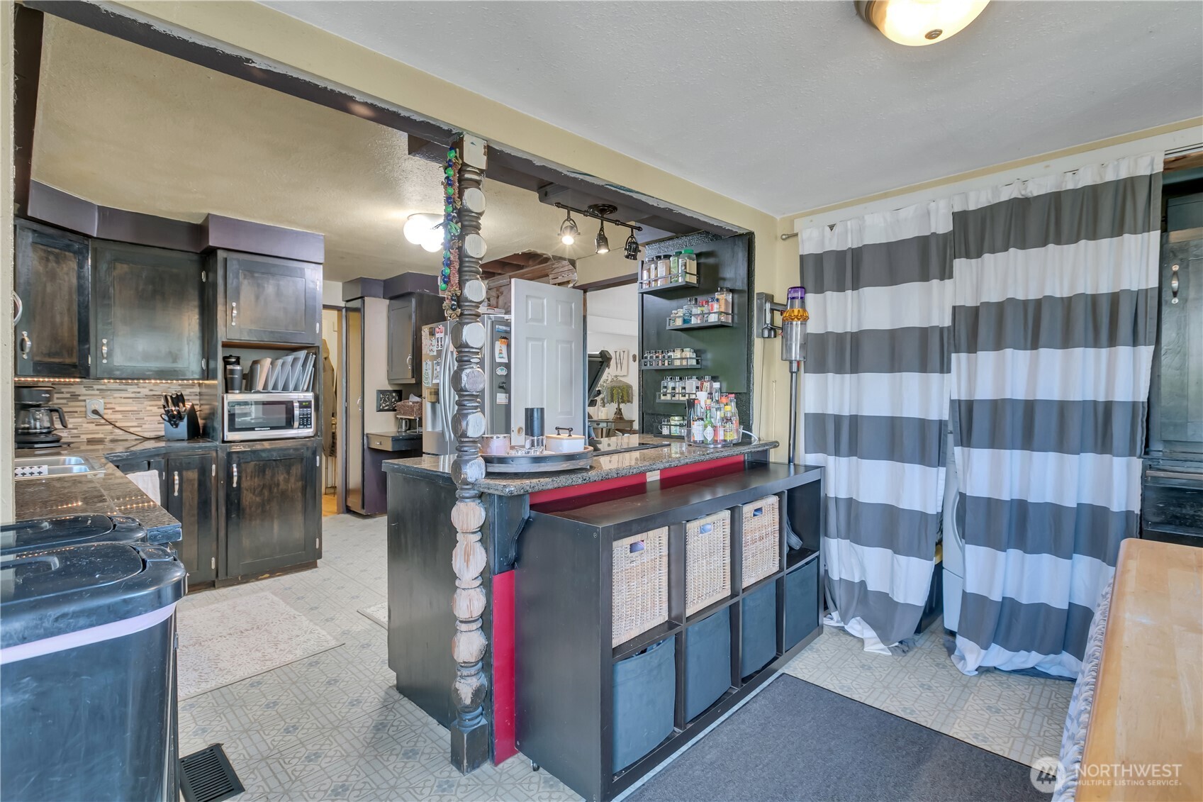 503 E 91st Street , Tacoma, WA 98445