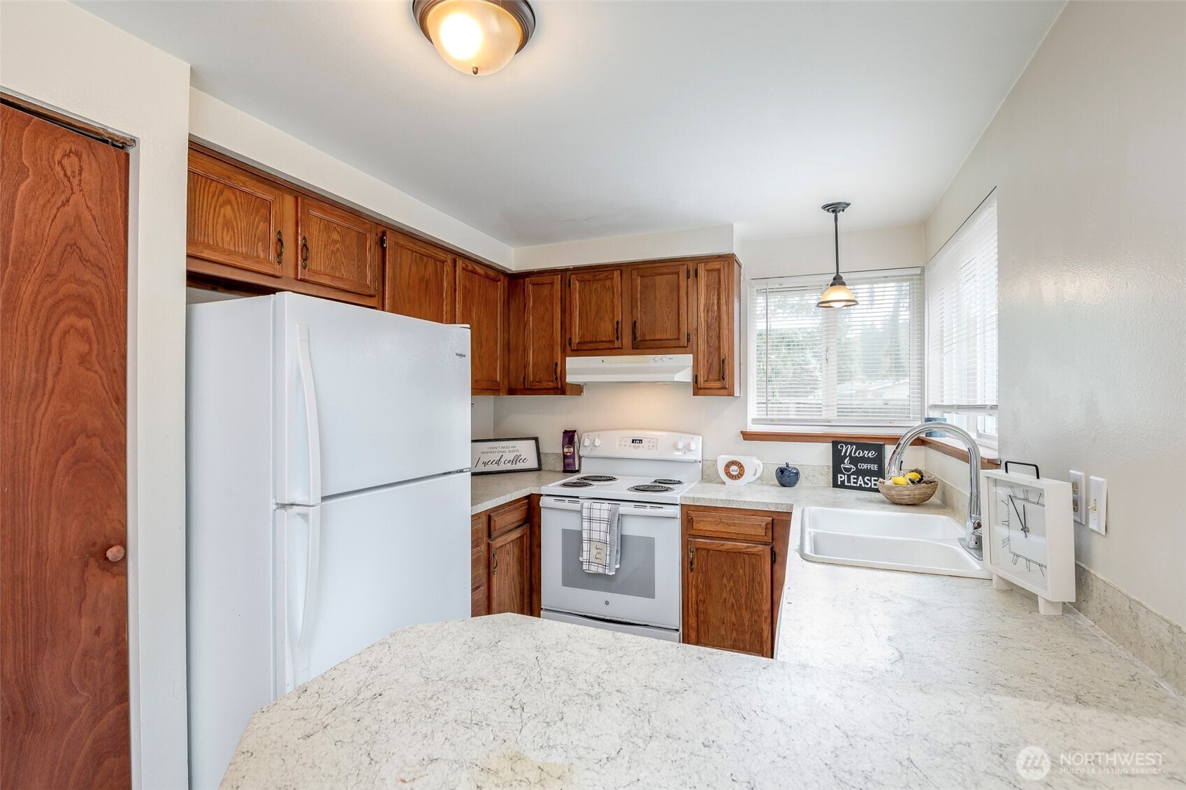 647 Malibu Drive SE, Lacey, WA 98503