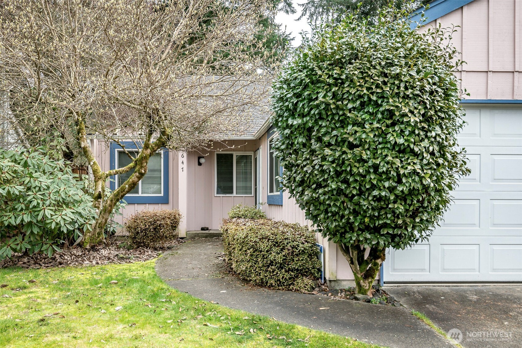 647 Malibu Drive SE, Lacey, WA 98503