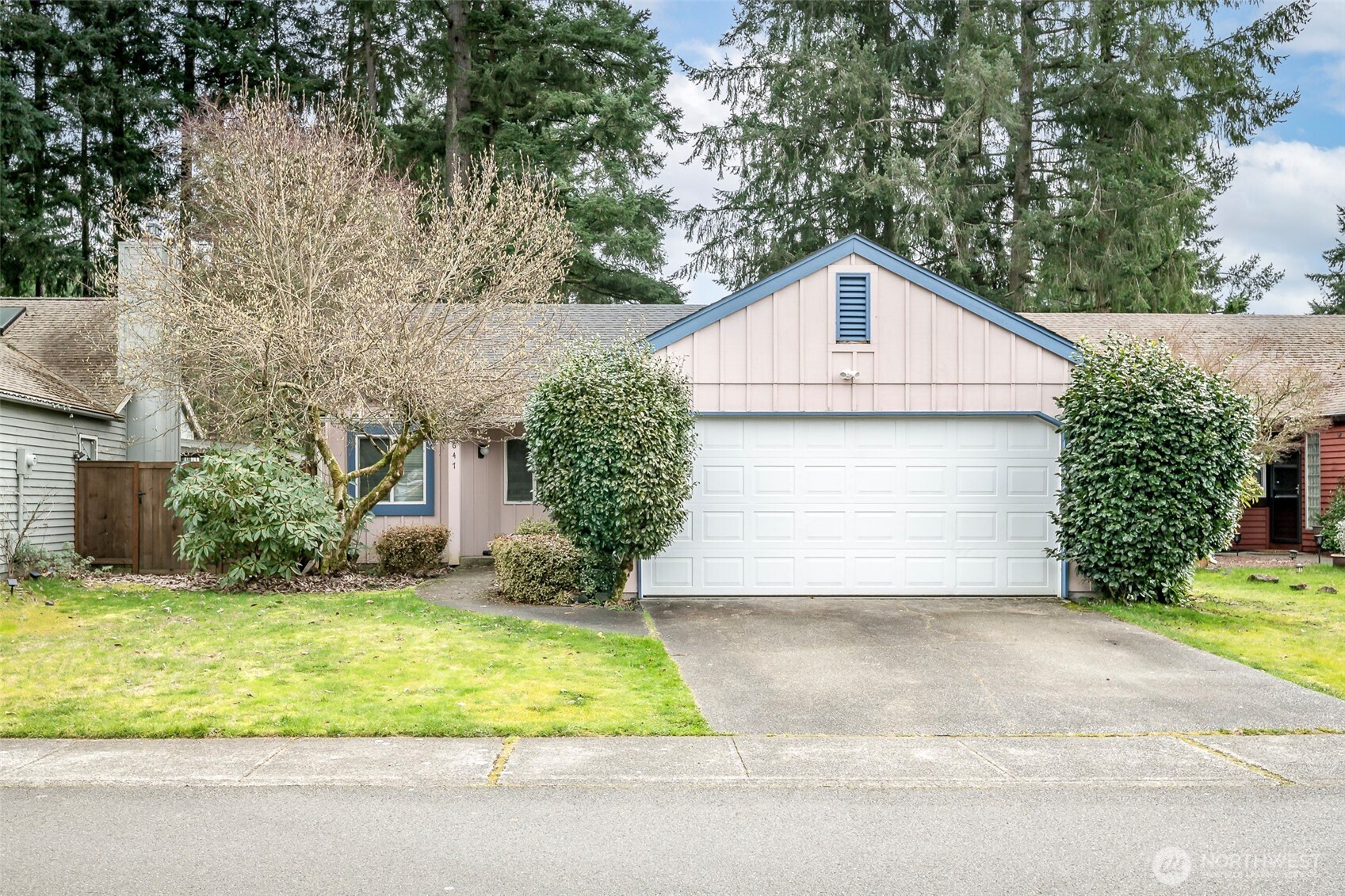 647 Malibu Drive SE, Lacey, WA 98503