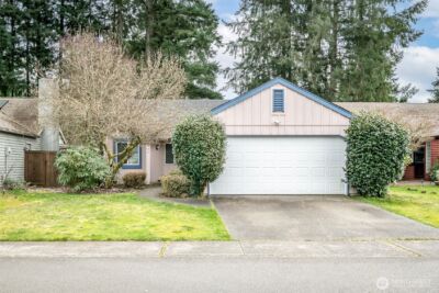 647 Malibu Drive SE, Lacey, WA 98503 - Photo 4