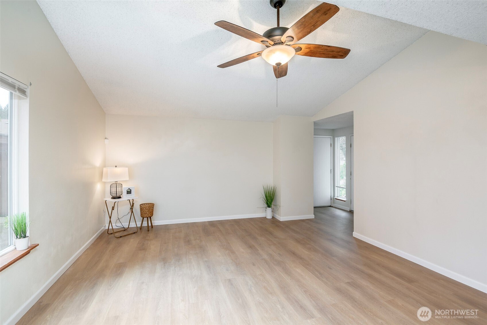 647 Malibu Drive SE, Lacey, WA 98503