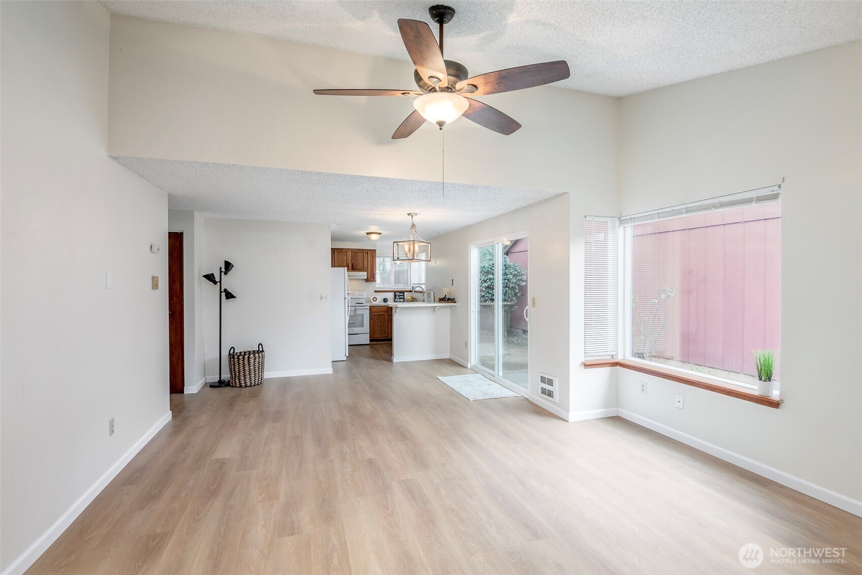 647 Malibu Drive SE, Lacey, WA 98503