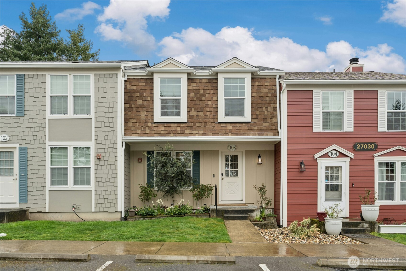 27030 47th Avenue S #103, Kent, WA 98032