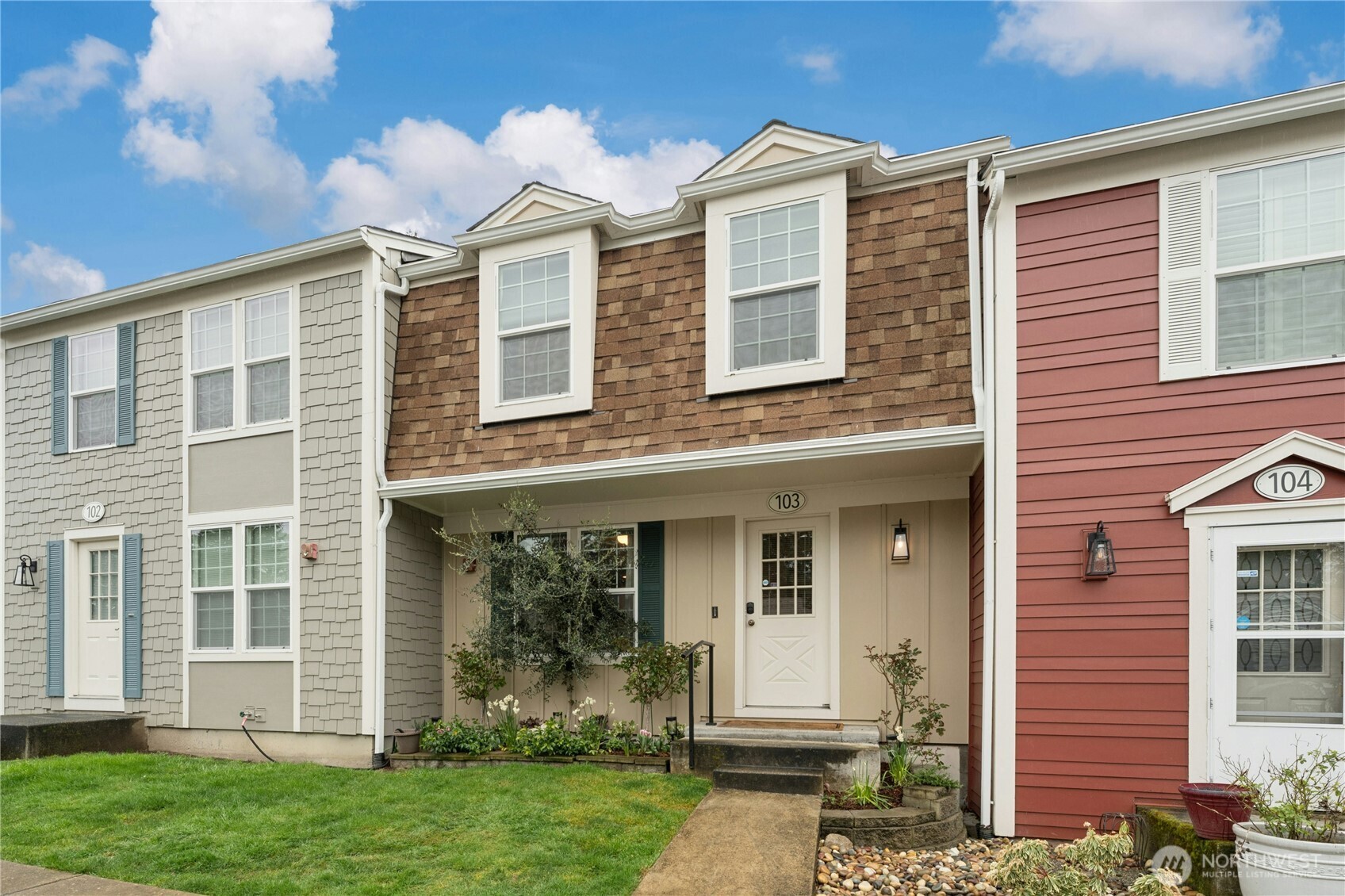 27030 47th Avenue S #103, Kent, WA 98032