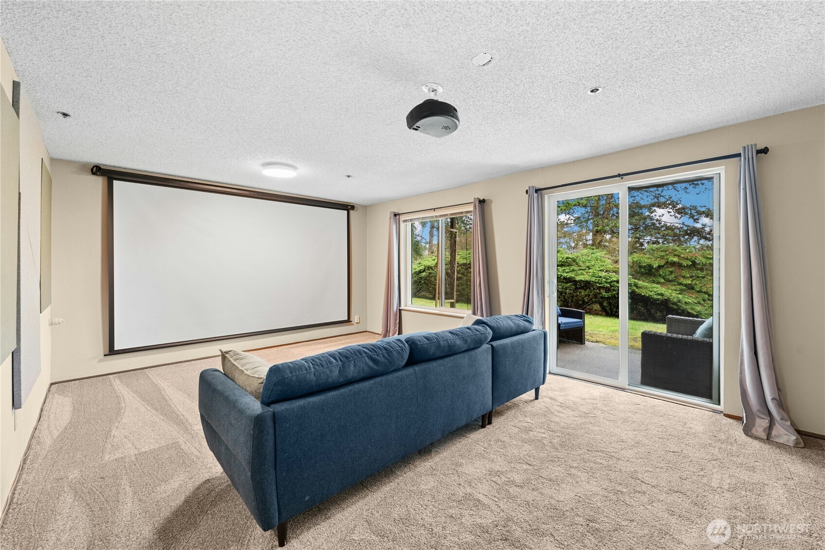 27030 47th Avenue S #103, Kent, WA 98032