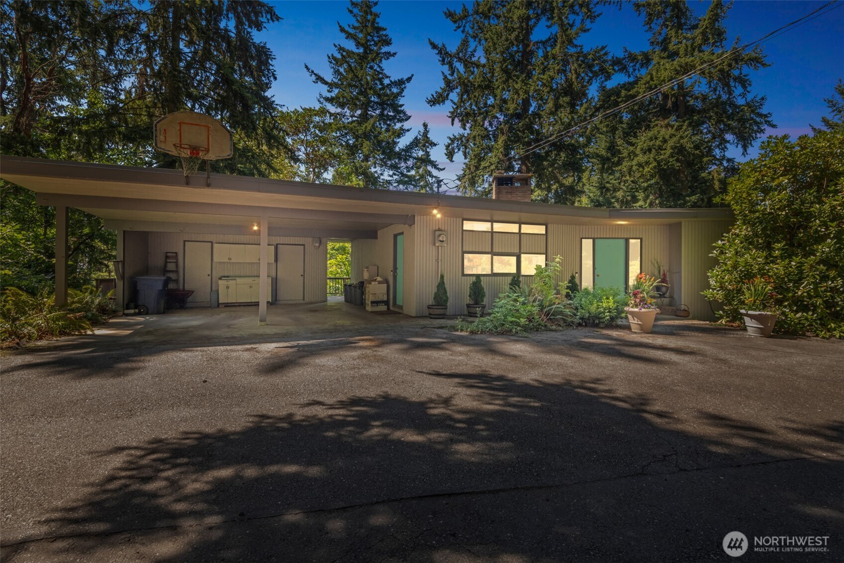 2650 120th Avenue NE, Bellevue, WA 98005