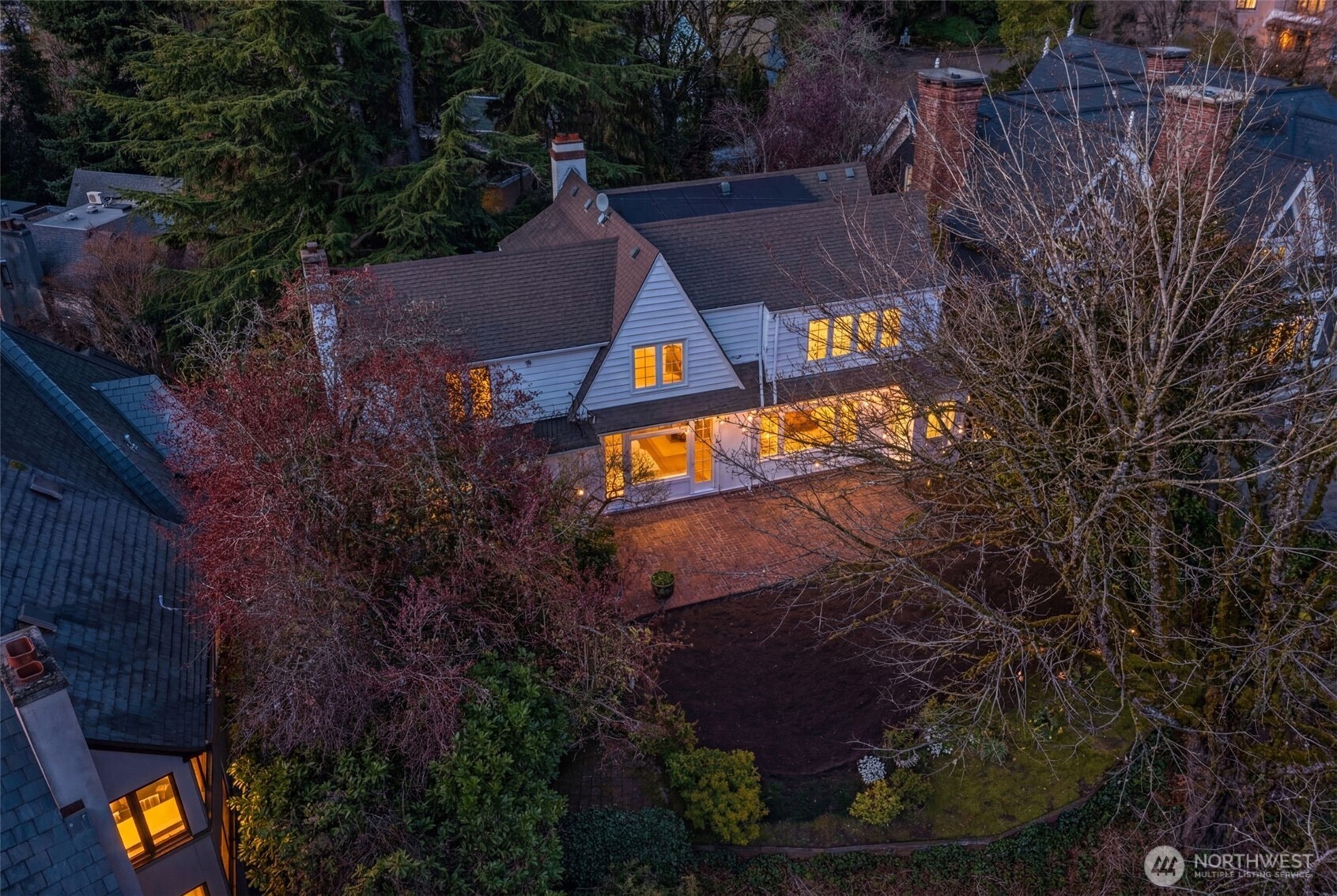 520 36th Avenue E, Seattle, WA 98112-4223