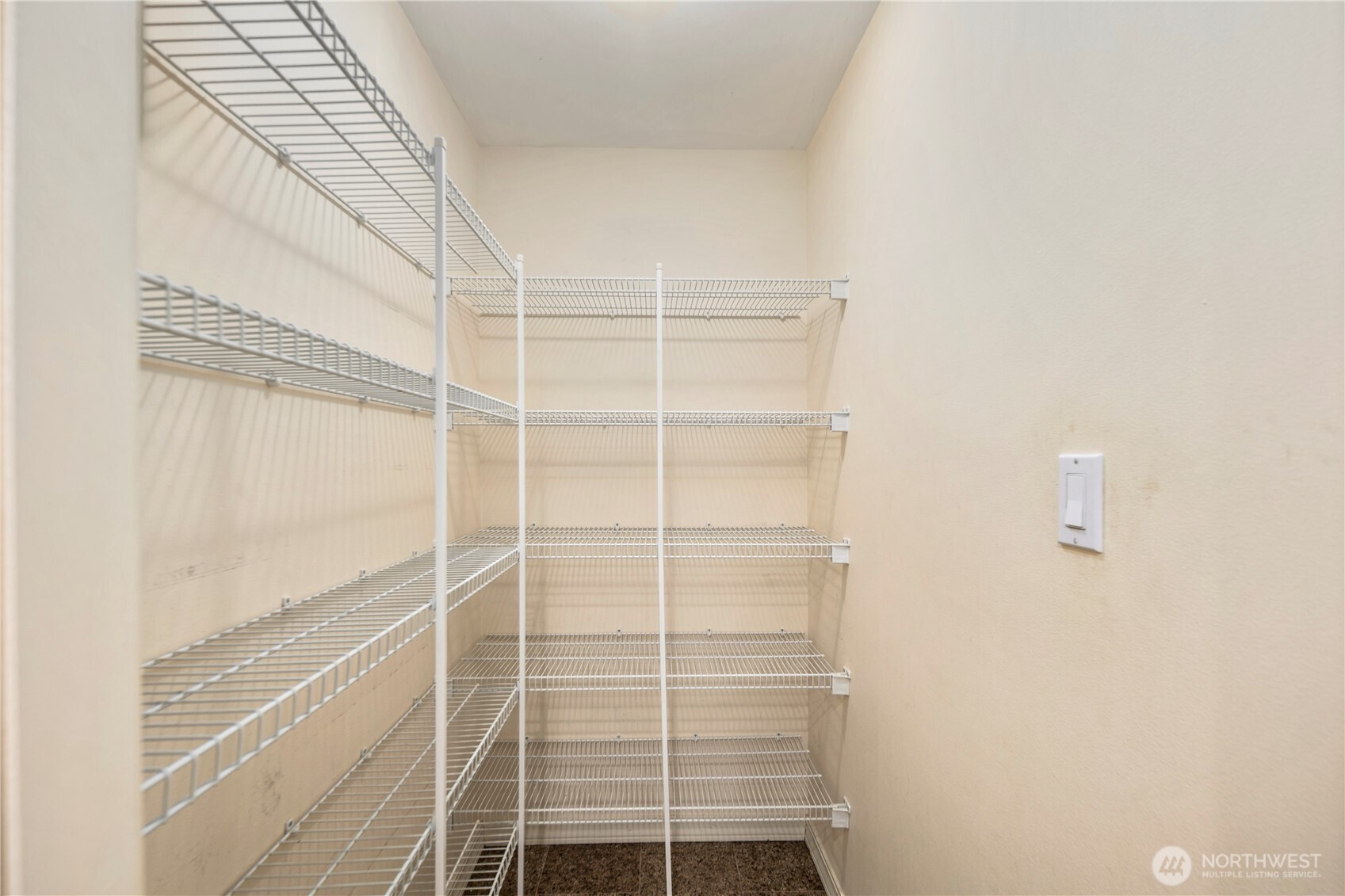 936 N 93rd Street , Seattle, WA 98103