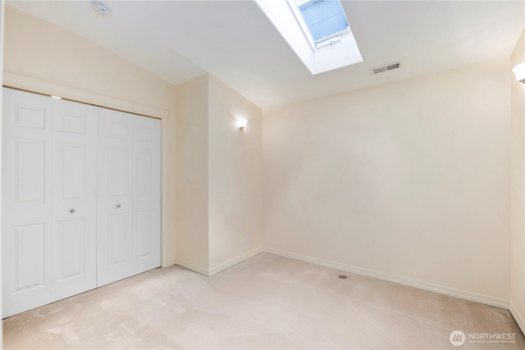 936 N 93rd Street , Seattle, WA 98103