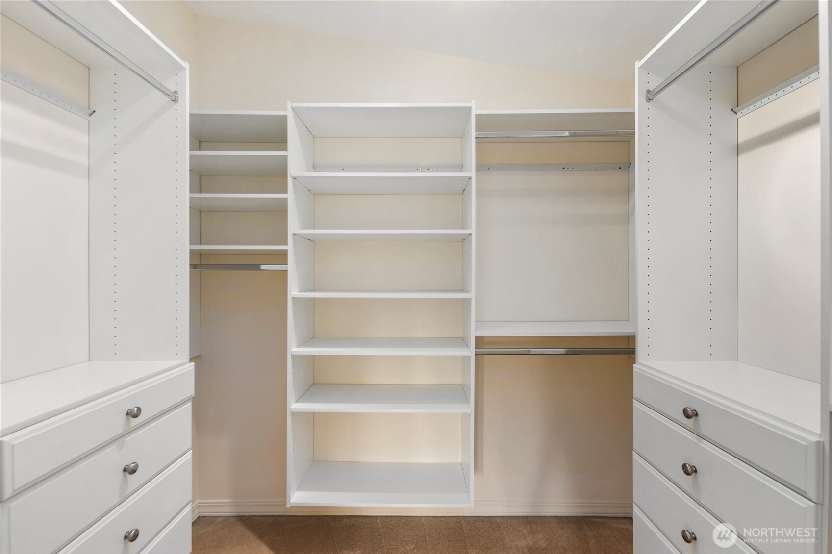 936 N 93rd Street , Seattle, WA 98103