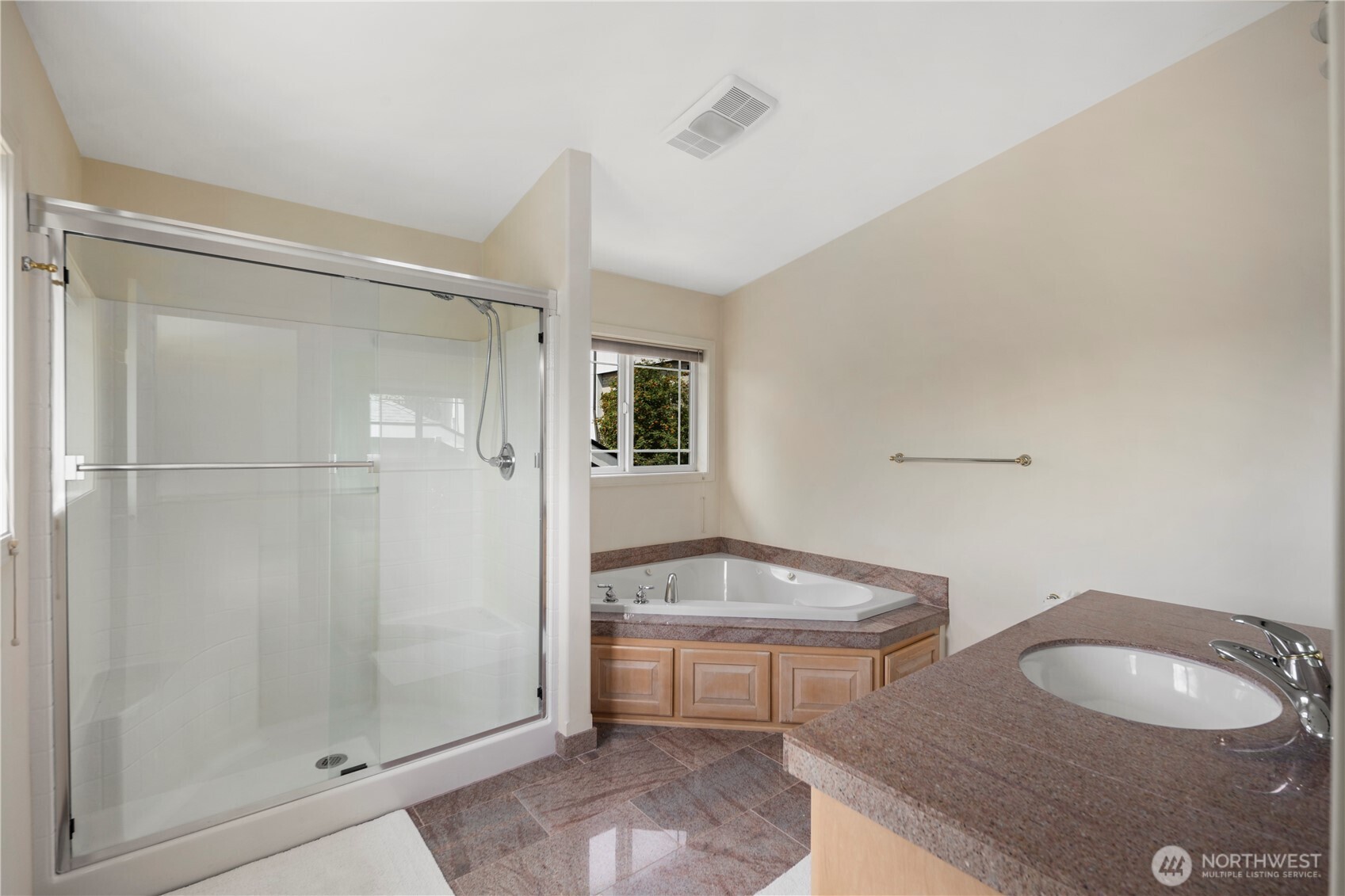 936 N 93rd Street , Seattle, WA 98103