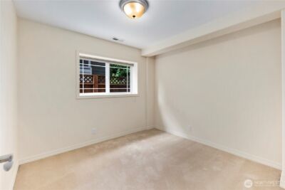 936 N 93rd Street , Seattle, WA 98103 - Photo 23