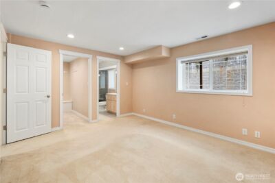 936 N 93rd Street , Seattle, WA 98103 - Photo 27