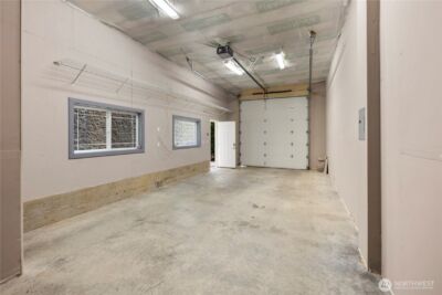 936 N 93rd Street , Seattle, WA 98103 - Photo 31