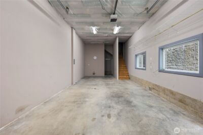 936 N 93rd Street , Seattle, WA 98103 - Photo 32