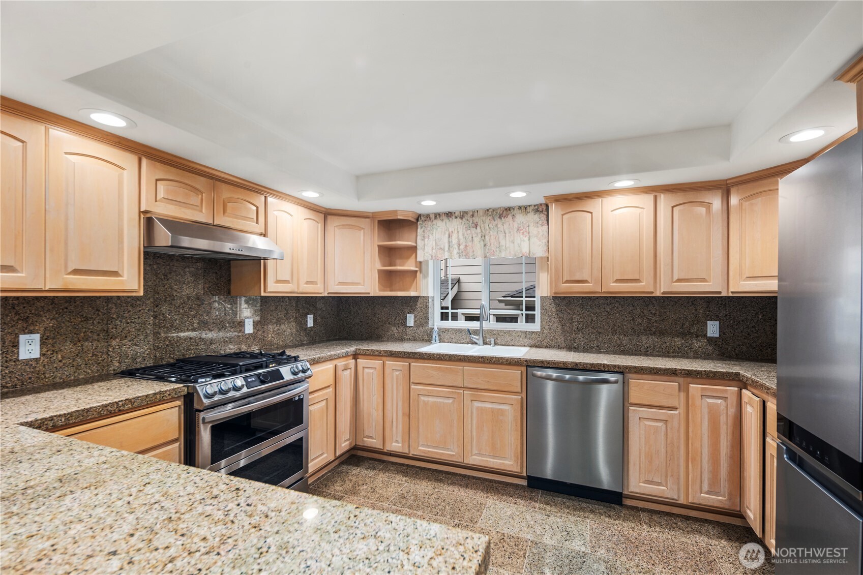 936 N 93rd Street , Seattle, WA 98103