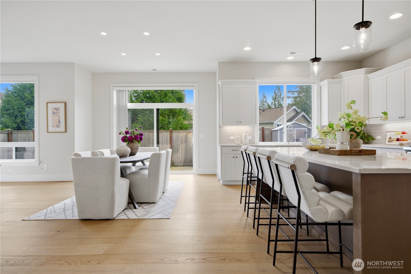 23623 SE 35th Court , Sammamish, WA 98029