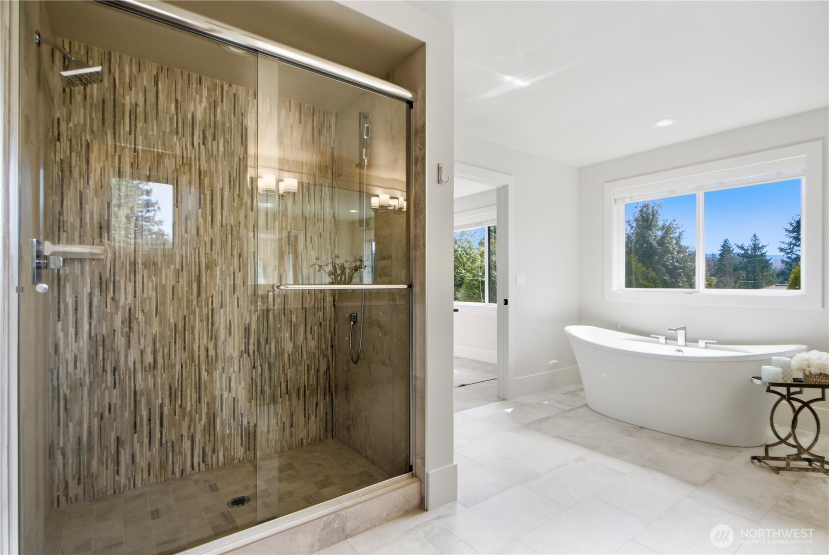 23623 SE 35th Court , Sammamish, WA 98029