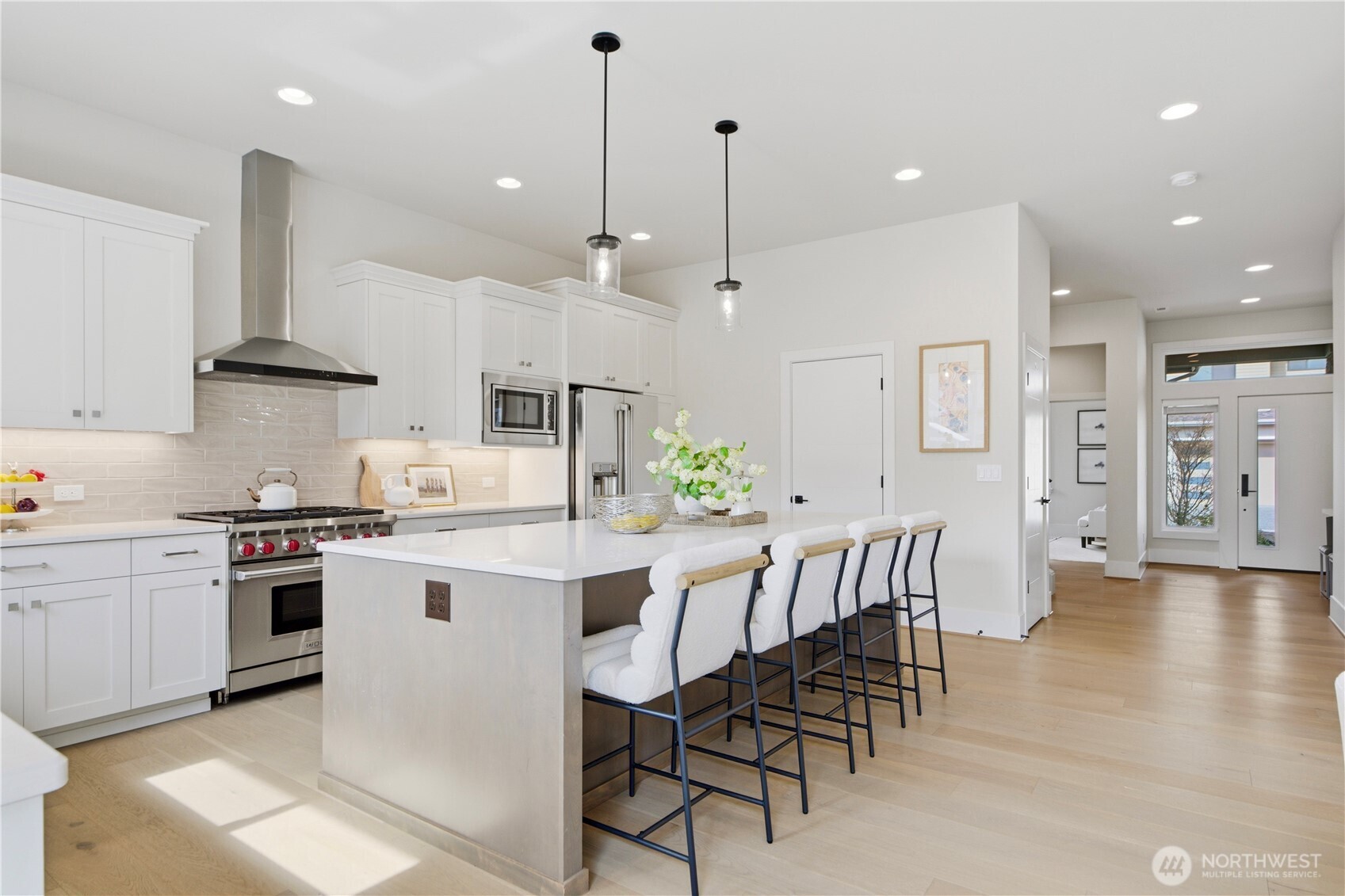 23623 SE 35th Court , Sammamish, WA 98029