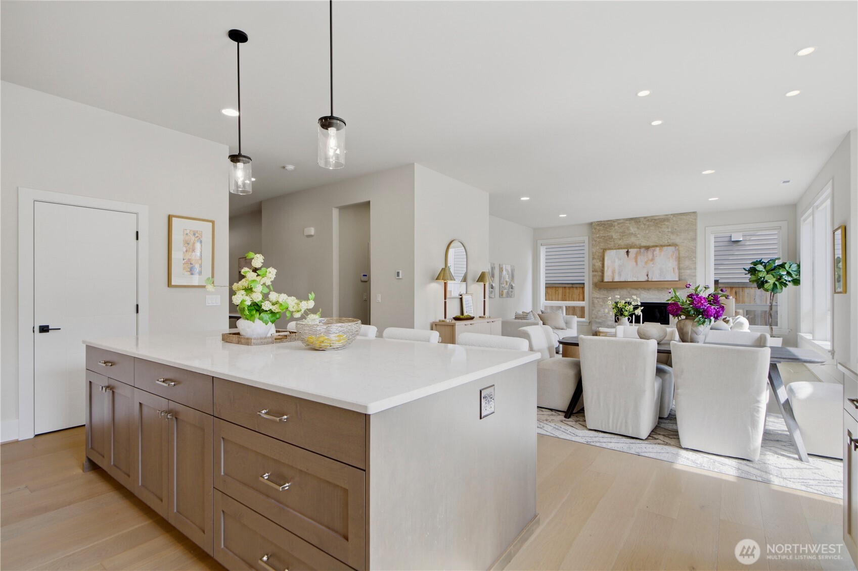 23623 SE 35th Court , Sammamish, WA 98029