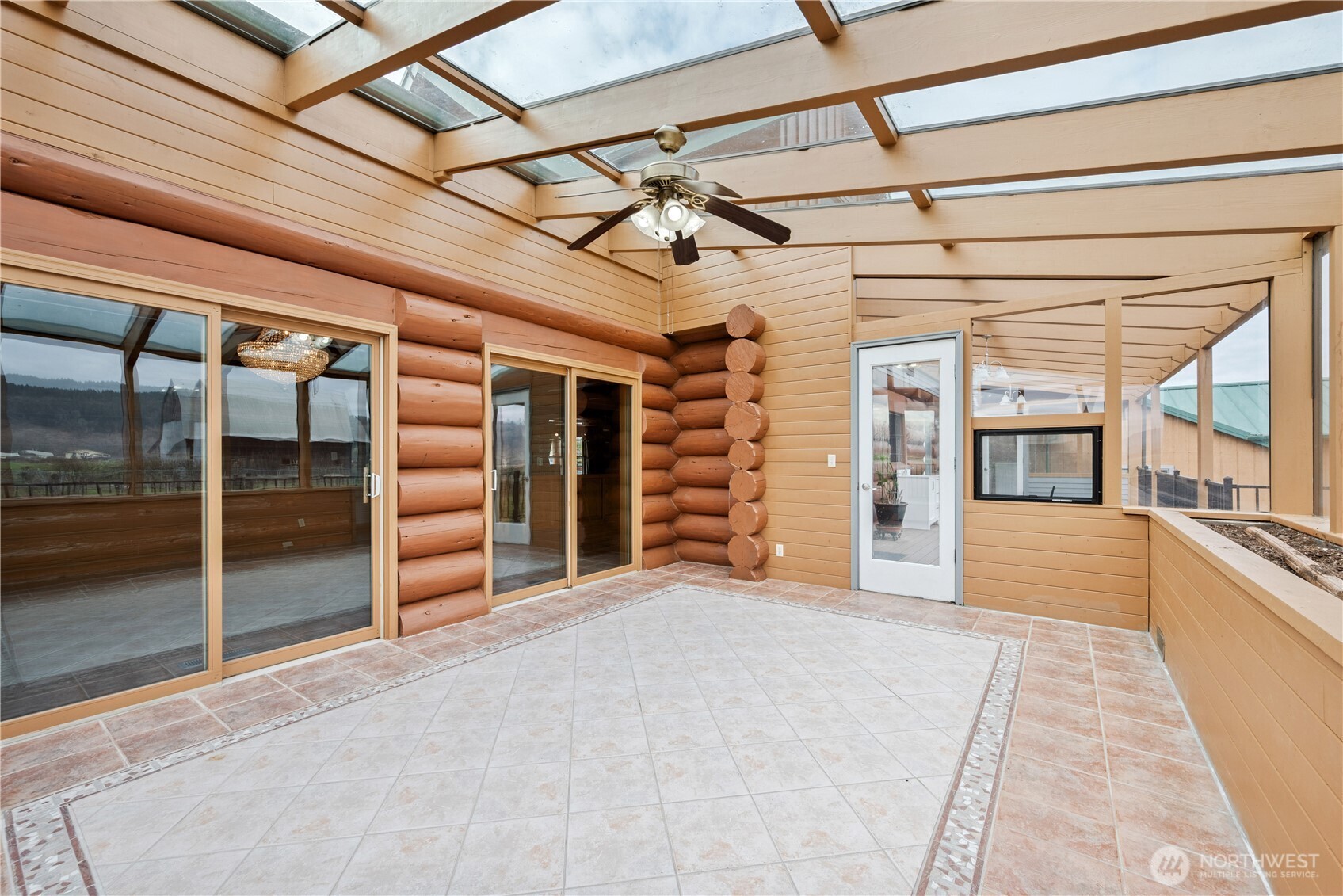 6946 Willow Grove Road , Longview, WA 98632