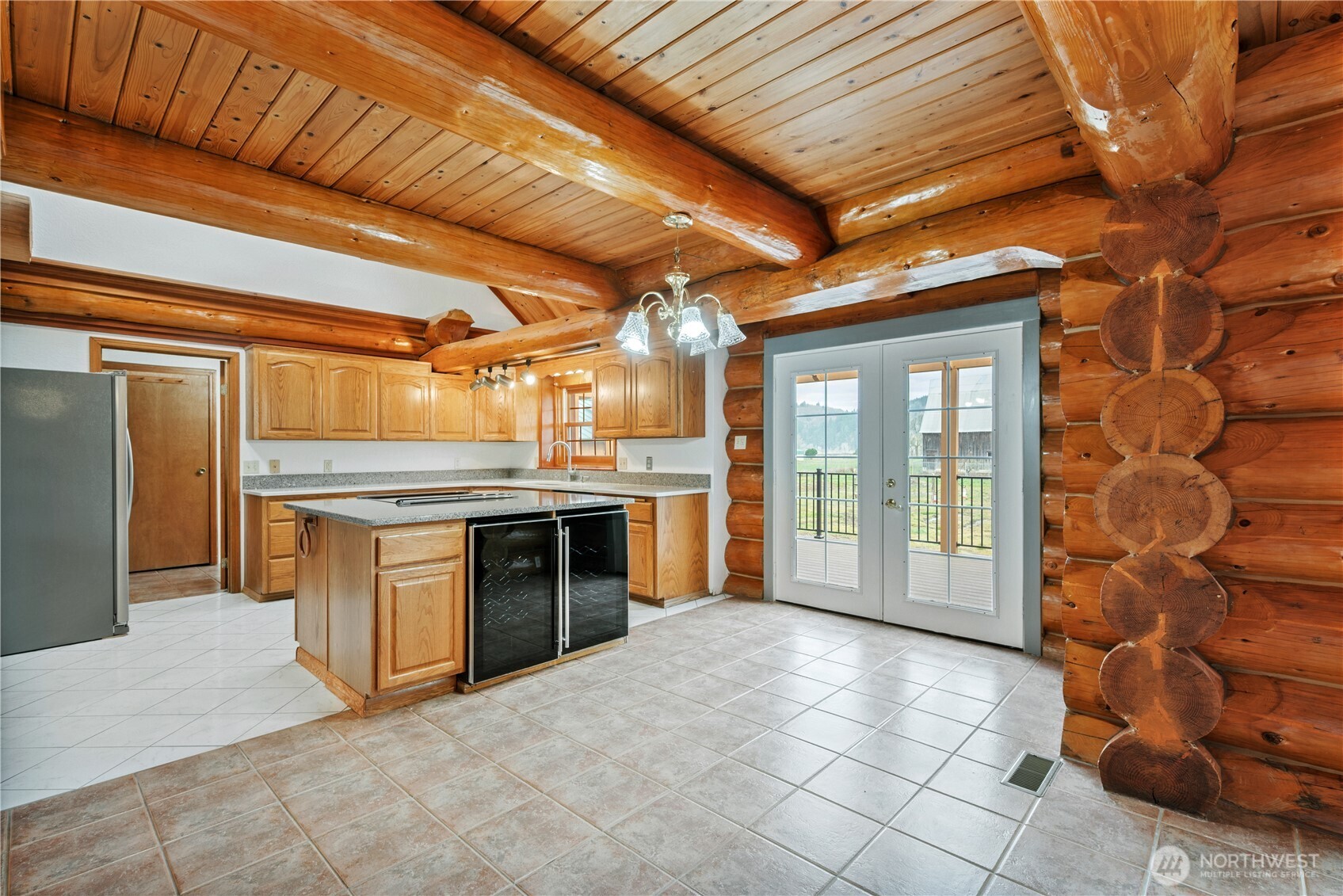 6946 Willow Grove Road , Longview, WA 98632