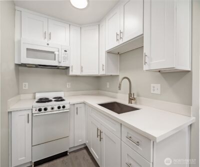 420 107th Place SW #1, Everett, WA 98204-3802 - Photo 4