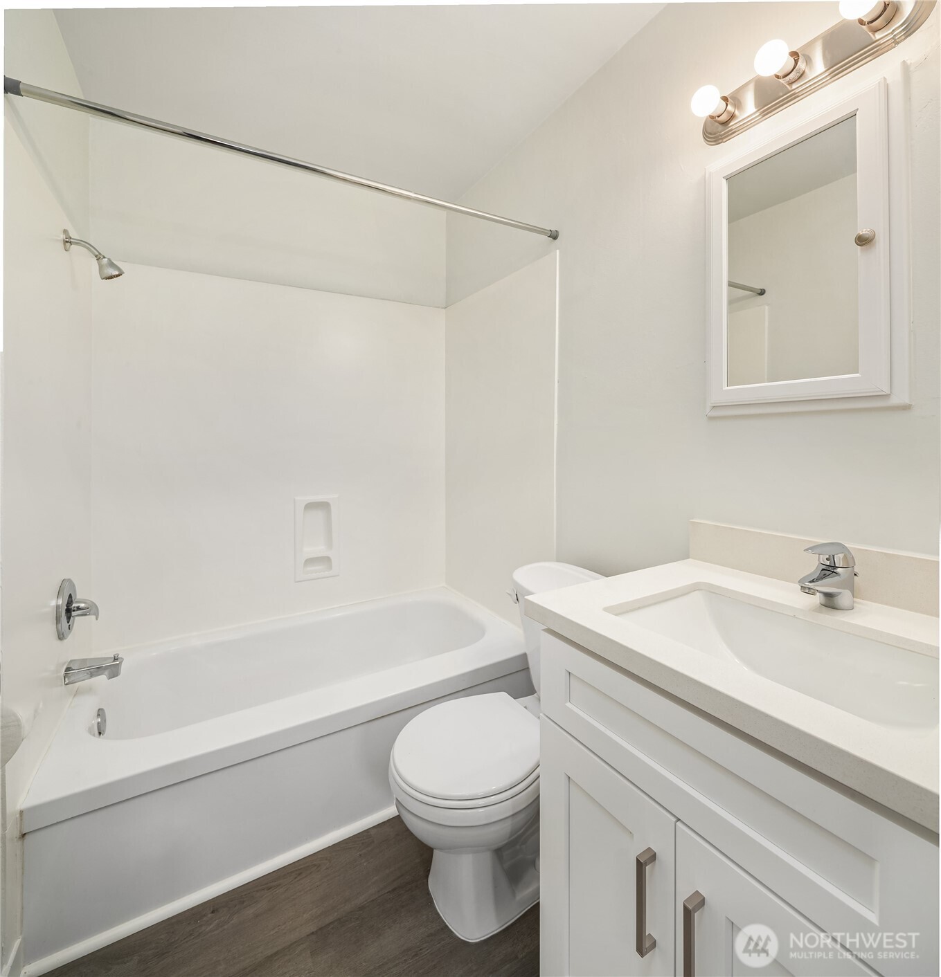 420 107th Place SW #1, Everett, WA 98204-3802