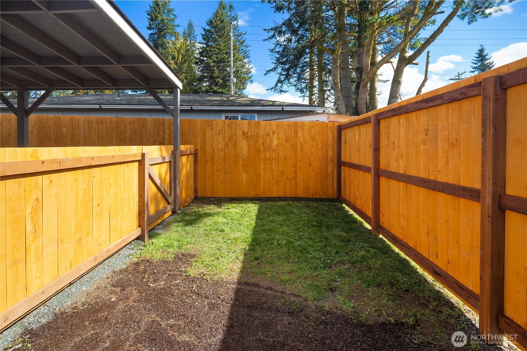 420 107th Place SW #1, Everett, WA 98204-3802