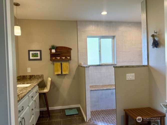 2270 S 7TH Avenue , Sequim, WA 98382