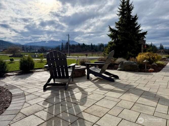 2270 S 7TH Avenue , Sequim, WA 98382