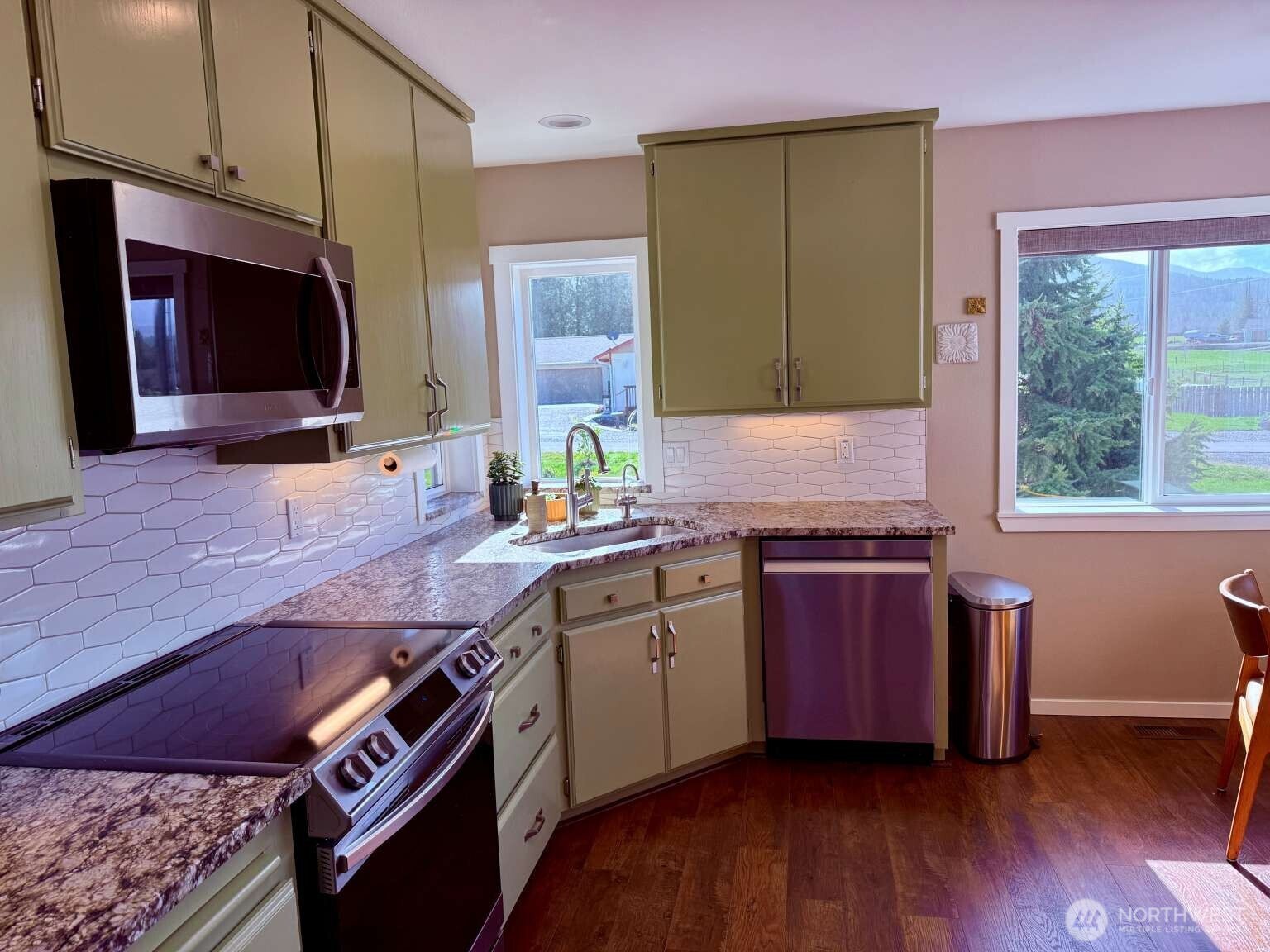 2270 S 7TH Avenue , Sequim, WA 98382