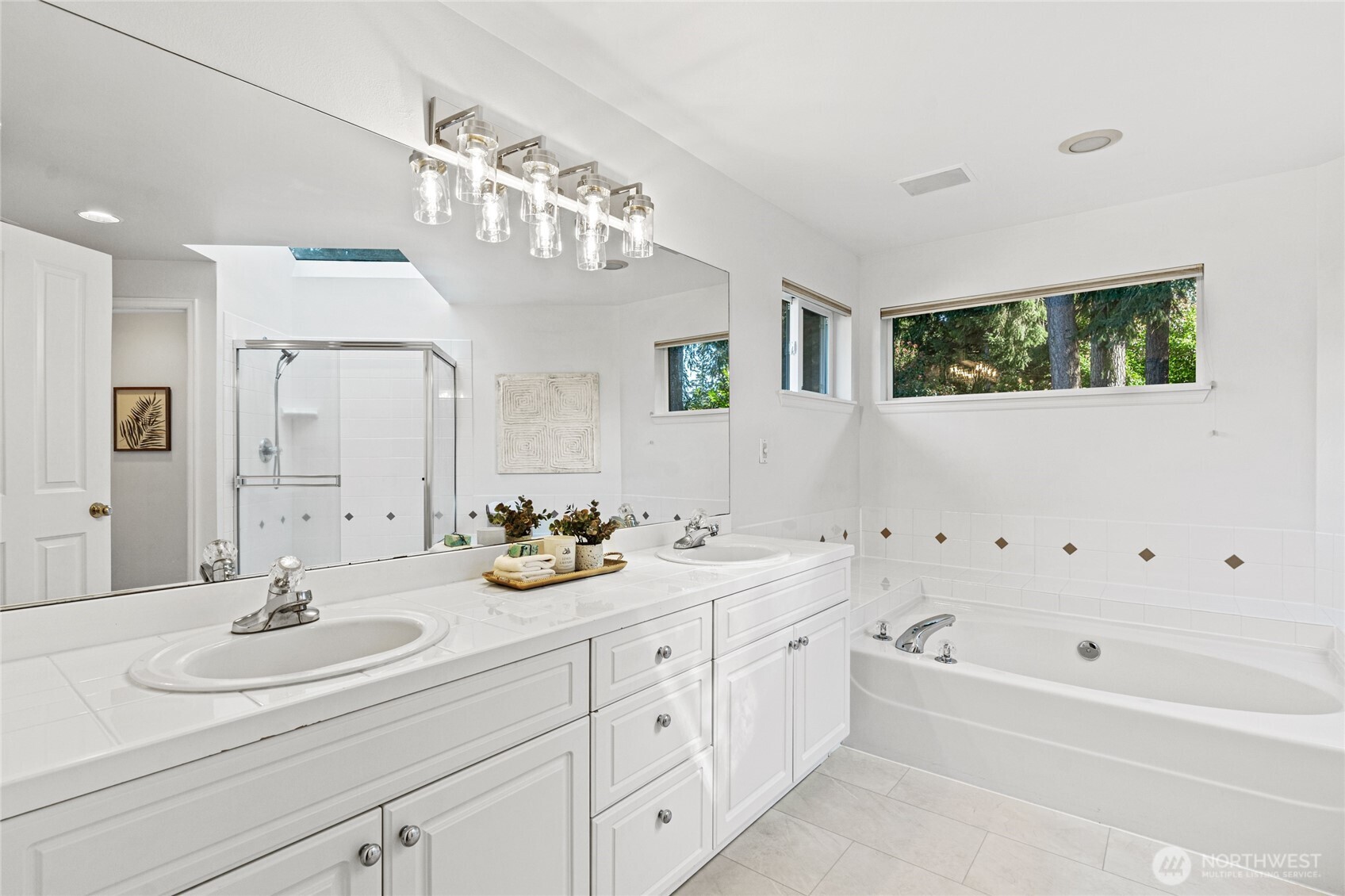 11016 166th Place NE, Redmond, WA 98052