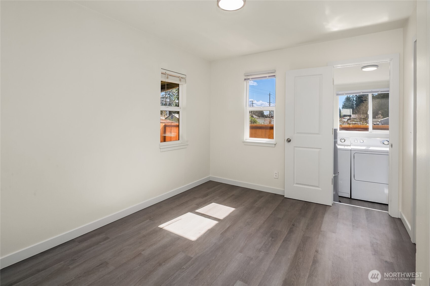 420 107th Place SW #2, Everett, WA 98204-3802